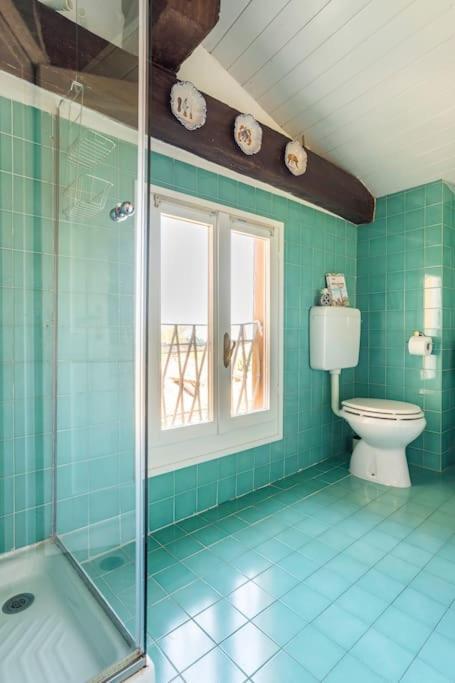 Lovely One-Bedroom Attic In An Ancient Village Bolonia Exterior foto