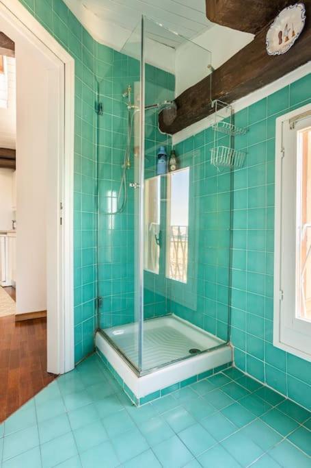 Lovely One-Bedroom Attic In An Ancient Village Bolonia Exterior foto